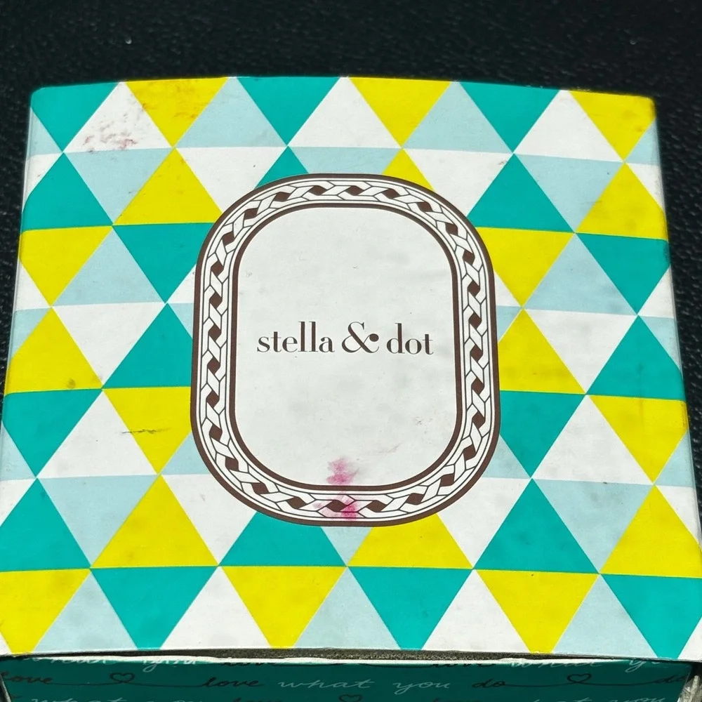 Stella &‎ Dots Yves Grey leather wrap Bracelet in original box